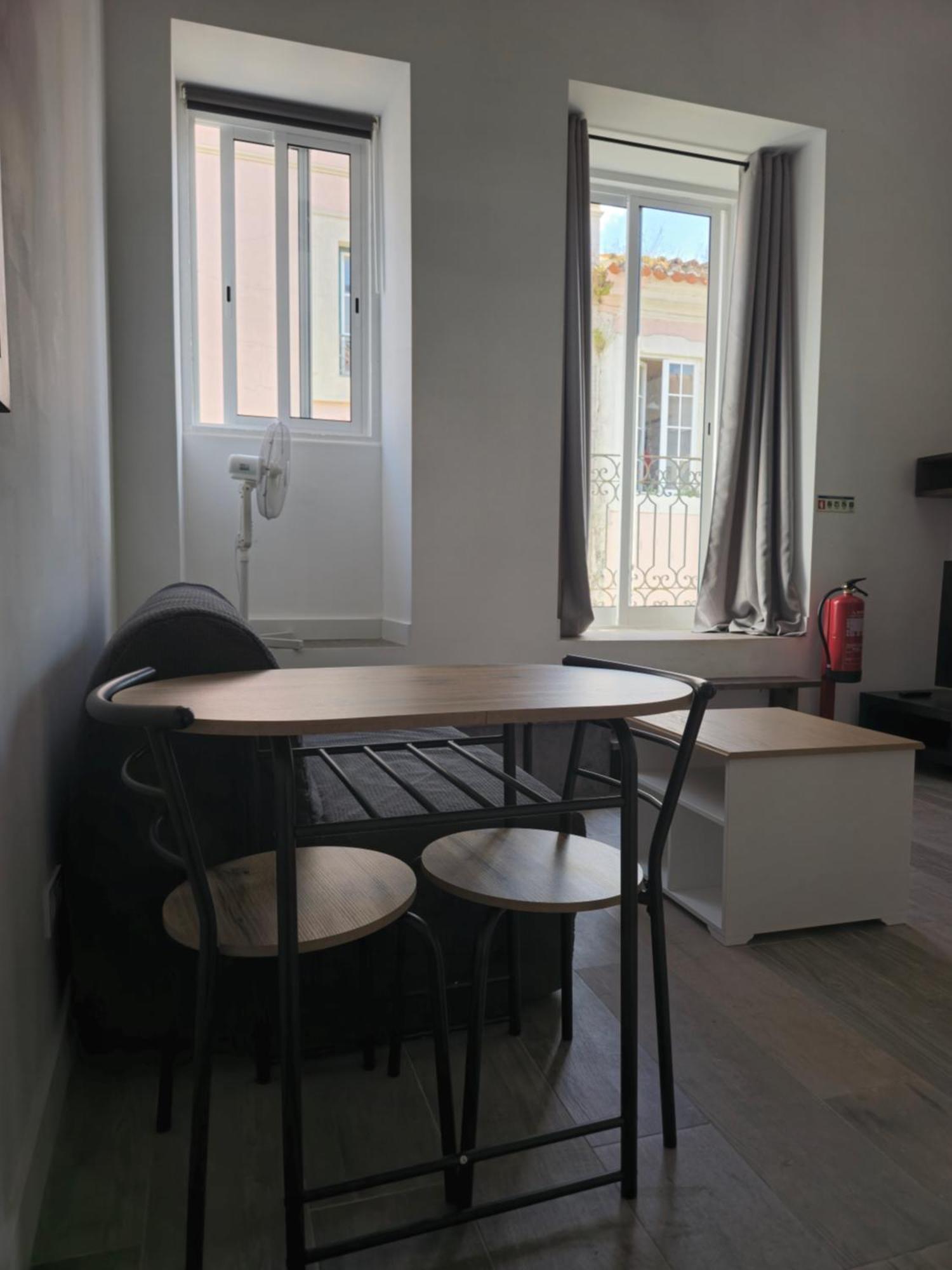 Esther Apartment Cozy Vacay Suite Σετούμπαλ Εξωτερικό φωτογραφία
